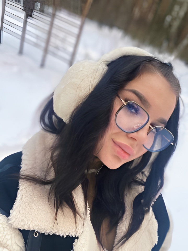 Рената привлекальеная девушка из Брянки цена от 1500 руб