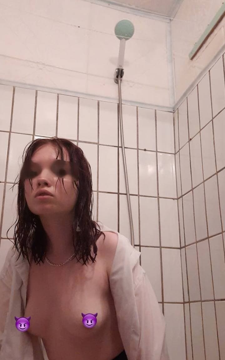 Карина привлекальеная девушка из Брянки цена от 3000 руб