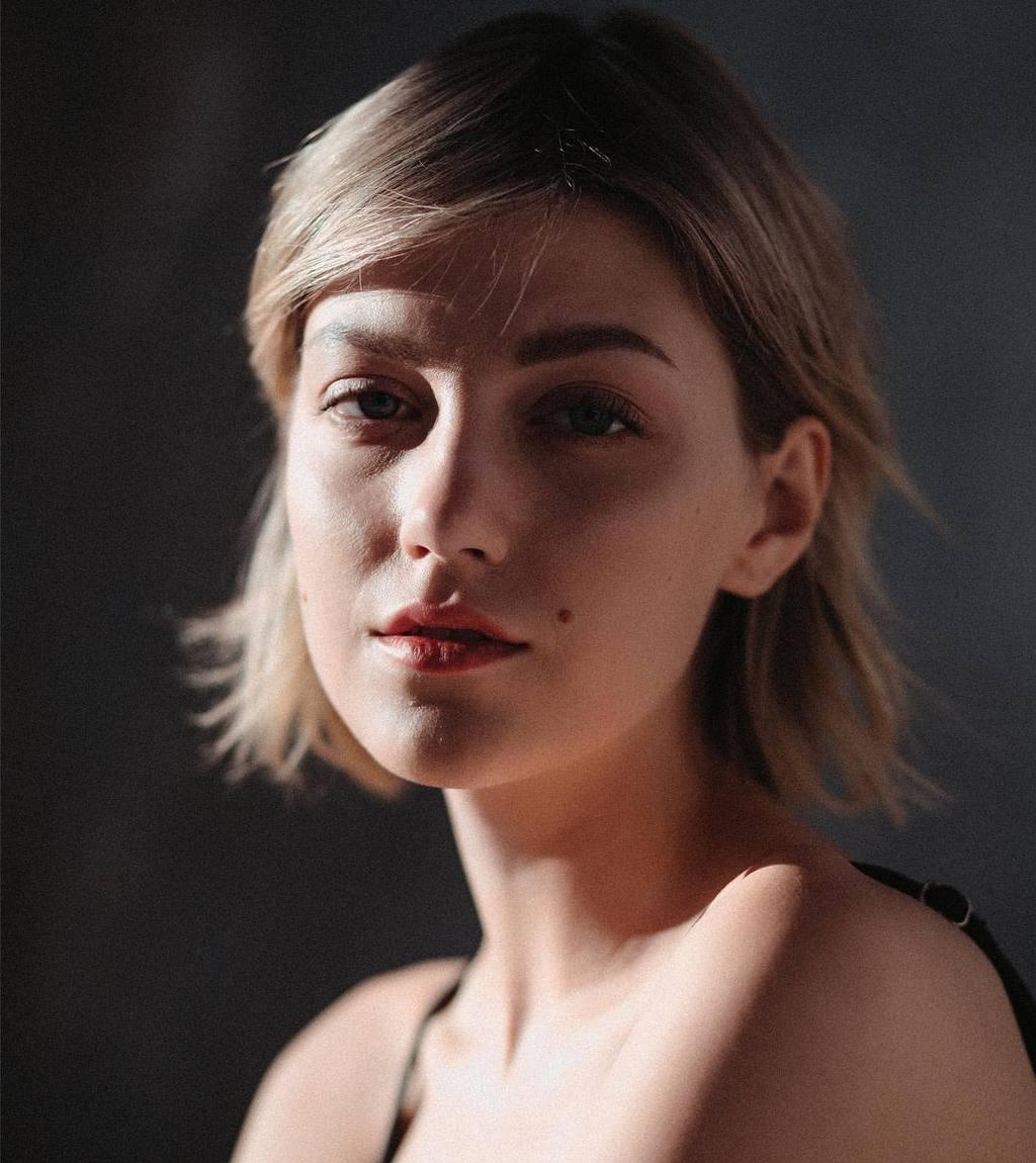 Шарлотта привлекальеная девушка из Брянки цена от 7000 руб