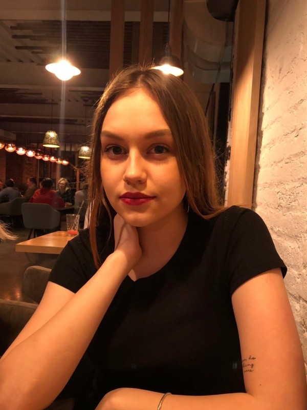 Влада привлекательная девушка из Брянки цена от 3000 руб